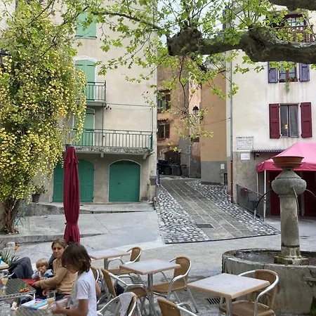 L'orbitelle Entrevaux